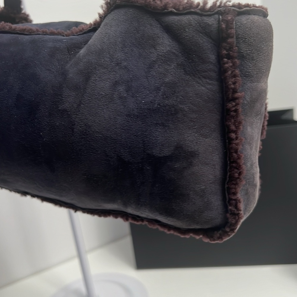 CHANEL Shearling Bag Navy Brown with gunmetal color Hardware 12.5”x6”x2.5” - Picture 7 of 12